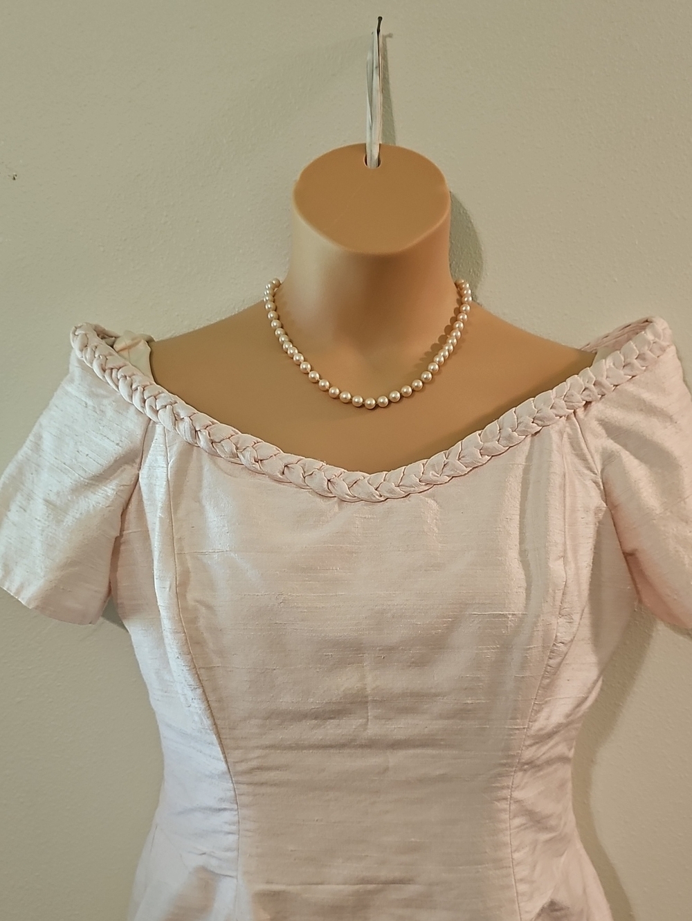 Watters & Watters VTG Pale Pink Silk Shantung Braided Neckline Formal  Gown Sz14 - Picture 3 of 9